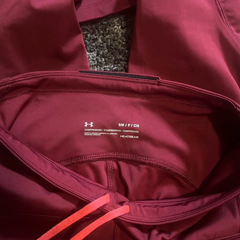 Under Armour Burgundy Compression Tights